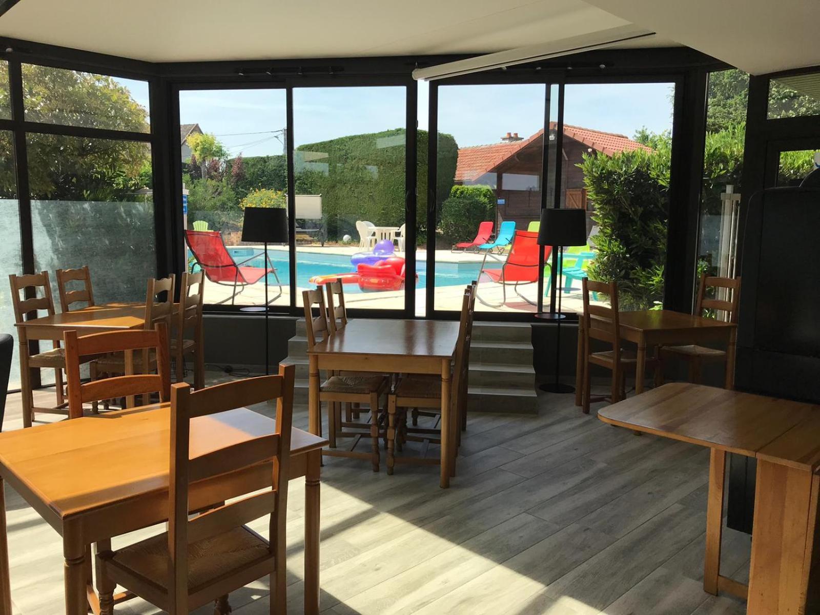 Brit Hotel Dak Hotel Avallon Bagian luar foto