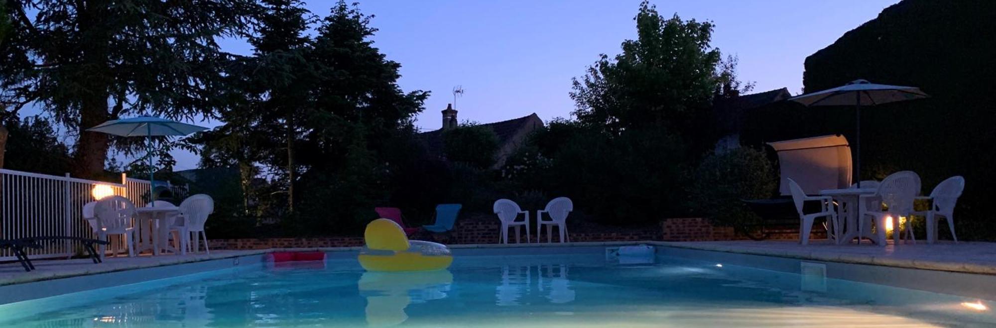 Brit Hotel Dak Hotel Avallon Bagian luar foto